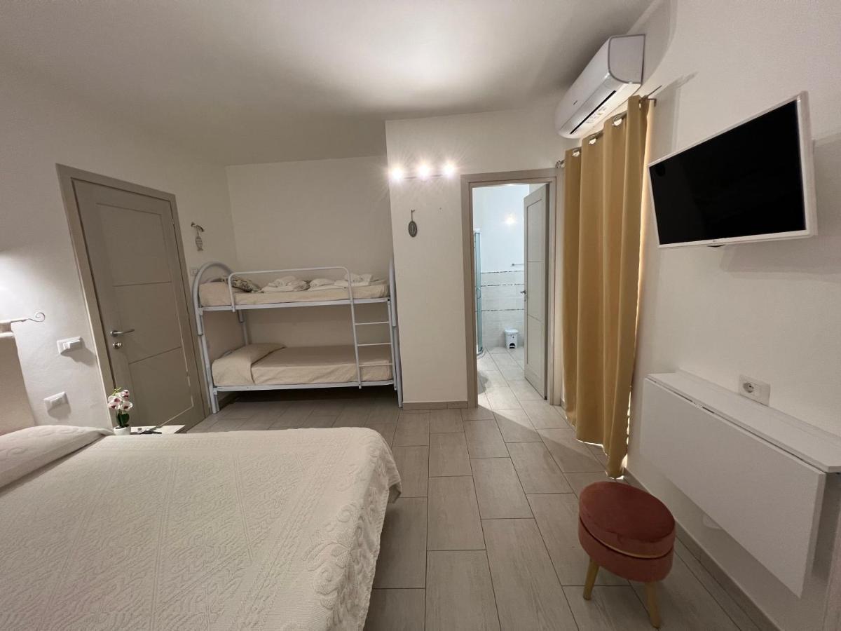 Al Mare Da Francesca Hotel Olbia Exterior photo